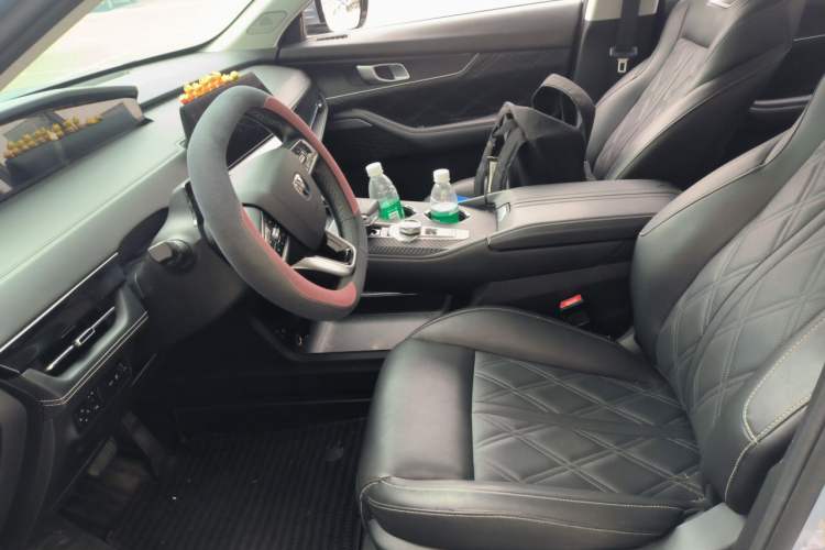 Used CHANGAN UNI-K 2023 2.0T Two-Wheel Drive Yue Ling Trim Left Front Seat