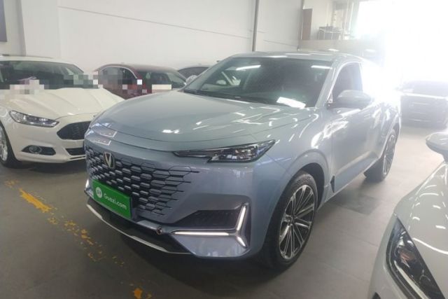 Used CHANGAN UNI-K 2023 2.0T Two-Wheel Drive Yue Ling Trim