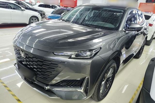 Used CHANGAN UNI-K 2023 2.0T Two-Wheel Drive YueShang Trim