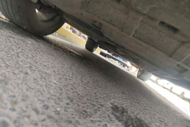 Used CHANGAN UNI-K 2023 2.0T All-Wheel-Drive Enjoyment Version Chassis Front