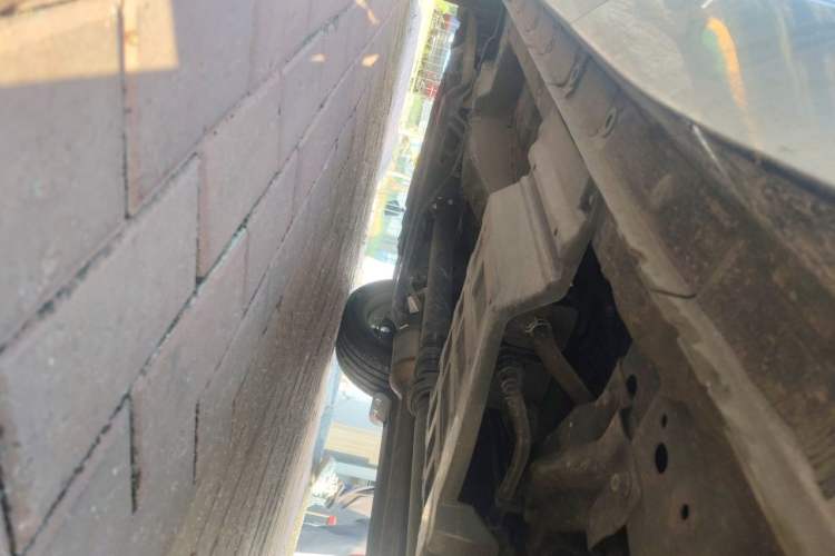 Used CHANGAN UNI-K 2023 2.0T All-Wheel-Drive Enjoyment Version Chassis Rear Left