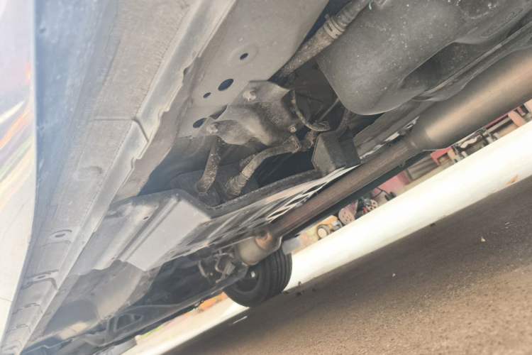 Used CHANGAN UNI-K 2023 2.0T Two-Wheel Drive Enjoyment Version Chassis Rear Left