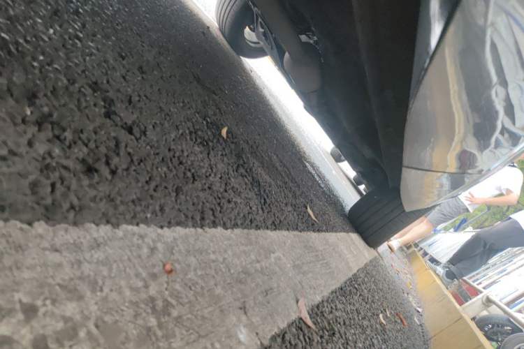 Used CHANGAN UNI-K 2023 2.0T All-Wheel-Drive Enjoyment Version Chassis Rear Right
