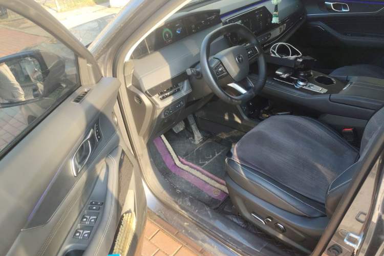 Used CHANGAN UNI-K 2023 2.0T All-Wheel-Drive Enjoyment Version Driver Seat