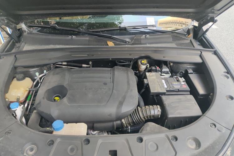 Used CHANGAN UNI-K 2023 2.0T All-Wheel-Drive Enjoyment Version Engine Bay