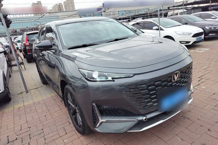 Used CHANGAN UNI-K 2023 2.0T Two-Wheel Drive Enjoyment Version Exterior 2