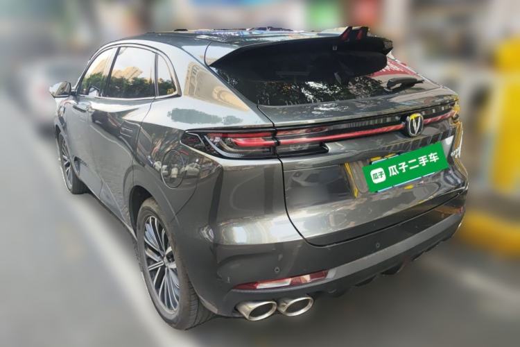 Used CHANGAN UNI-K 2023 2.0T All-Wheel-Drive Enjoyment Version Exterior 3