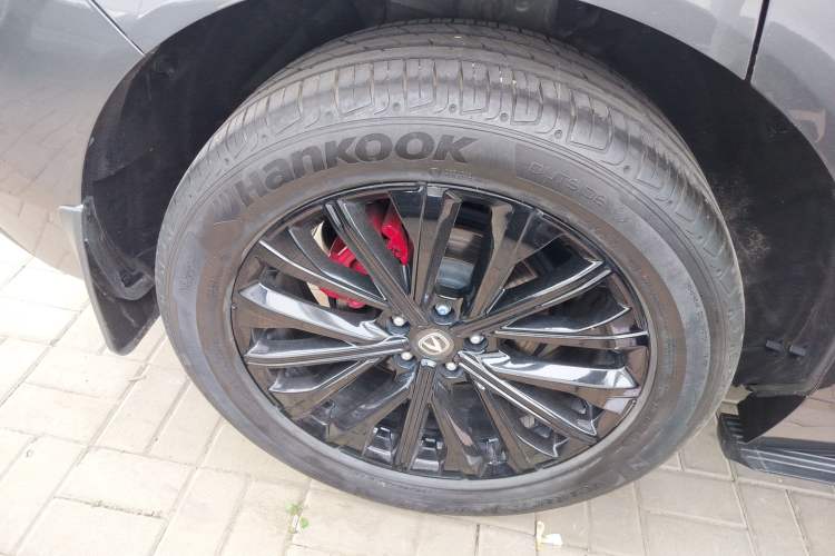 Used CHANGAN UNI-K 2023 2.0T Two-Wheel Drive Enjoyment Version Exterior 8