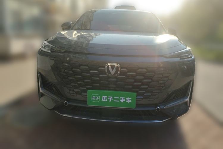 Used CHANGAN UNI-K 2023 2.0T All-Wheel-Drive Enjoyment Version Front