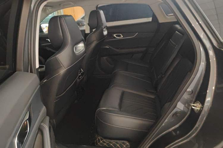Used CHANGAN UNI-K 2023 2.0T Two-Wheel Drive YueShang Trim Left Rear Seat