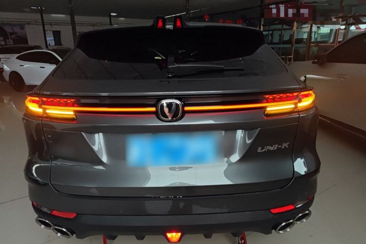 Used CHANGAN UNI-K 2023 2.0T Two-Wheel Drive YueShang Trim Rear