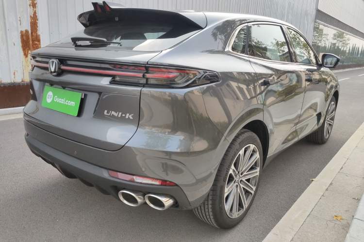 Used CHANGAN UNI-K 2023 2.0T Two-Wheel Drive Yue Ling Trim Rear Right 45 Deg
