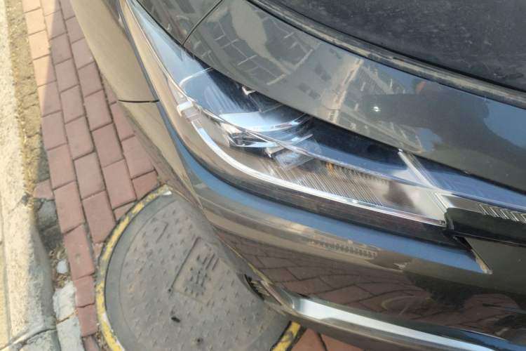 Used CHANGAN UNI-K 2023 2.0T All-Wheel-Drive Enjoyment Version Right Front Headlight