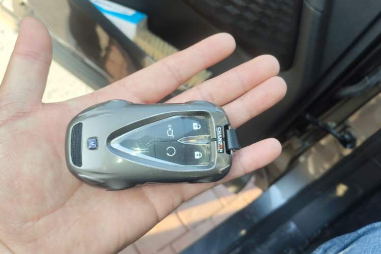 Used CHANGAN UNI-K 2023 2.0T All-Wheel-Drive Enjoyment Version Vehicle Key