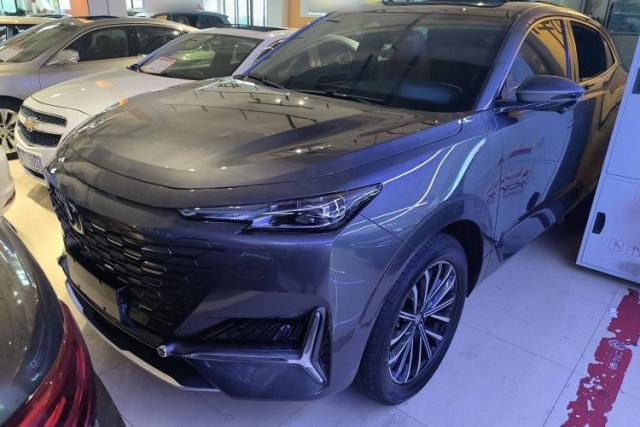 Used CHANGAN UNI-K 2023 2.0T Two-Wheel Drive Enjoyment Version