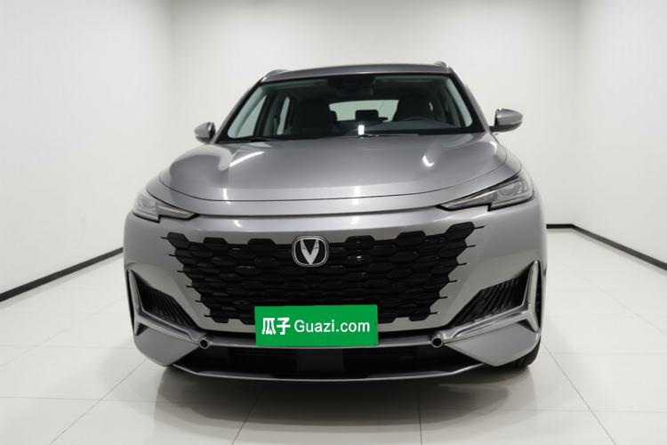 Used CHANGAN UNI-K 2023 2.0T Two-Wheel Drive YueShang Trim Exterior 1