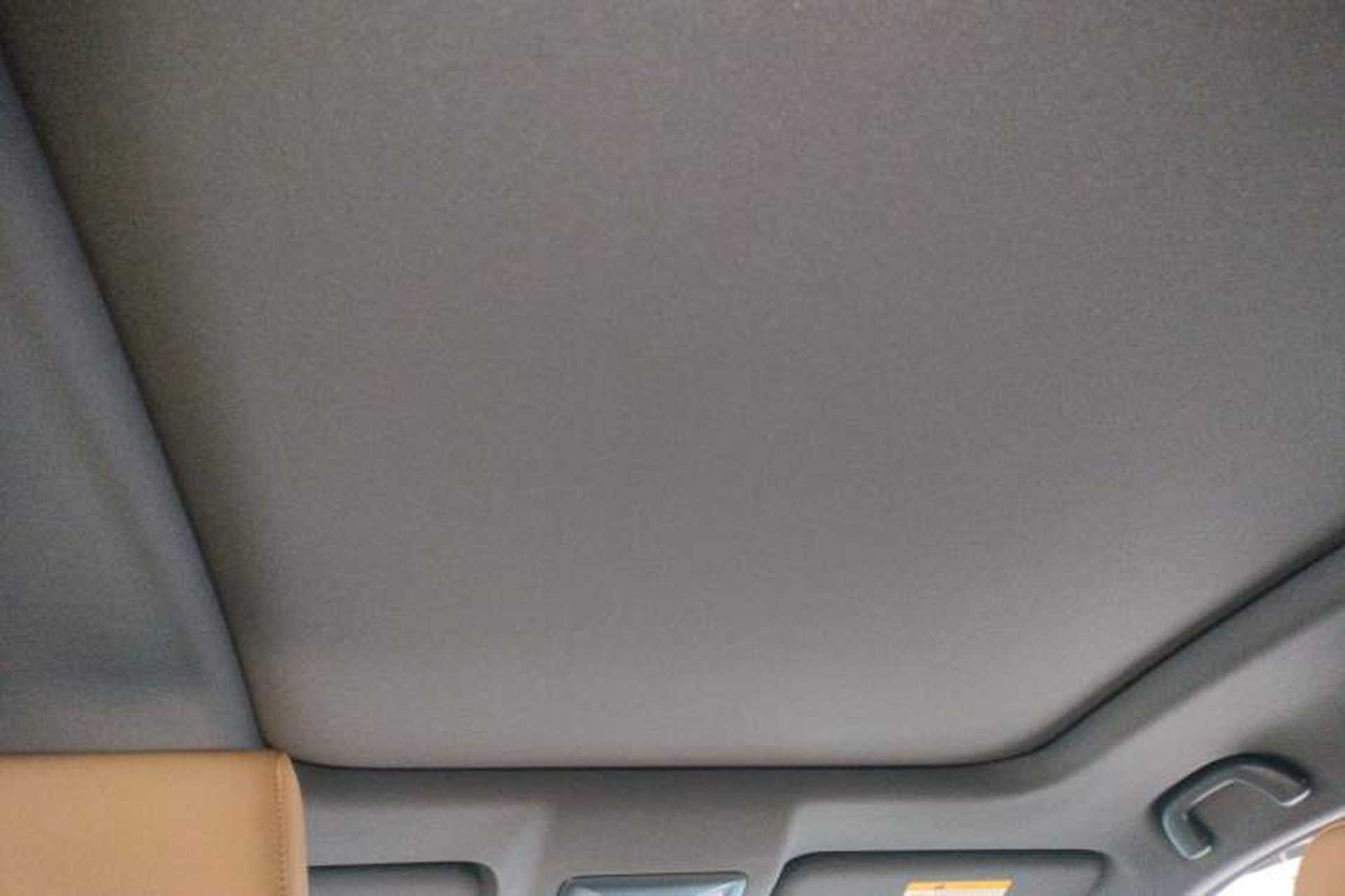 Used CHANGAN UNI-K 2023 2.0T Two-Wheel Drive Enjoyment Version Headliner
