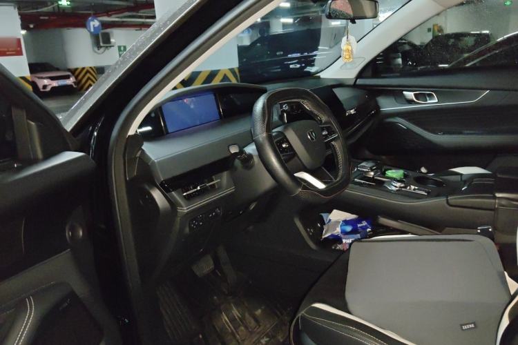 Used CHANGAN UNI-K 2023 2.0T Two-Wheel Drive YueShang Trim Interior 3