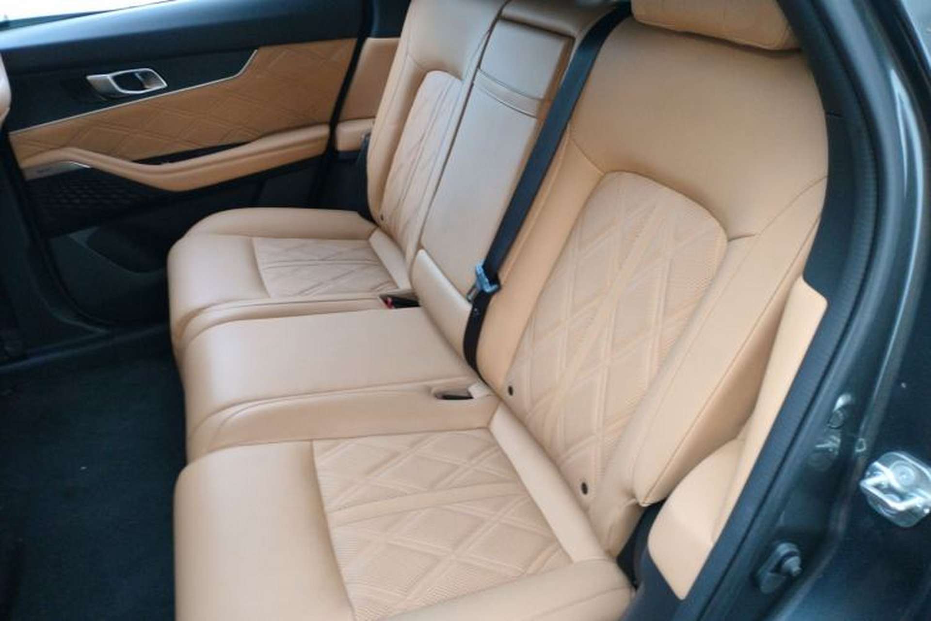 Used CHANGAN UNI-K 2023 2.0T Two-Wheel Drive Enjoyment Version Interior 4