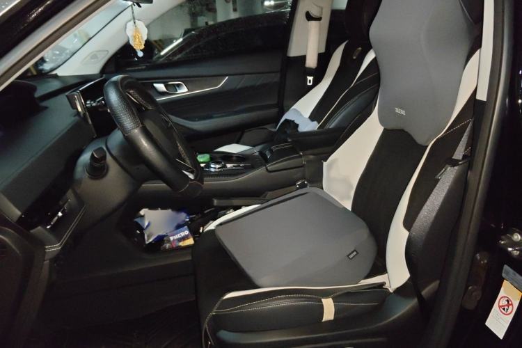 Used CHANGAN UNI-K 2023 2.0T Two-Wheel Drive YueShang Trim Left Front Seat