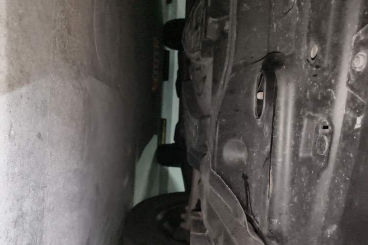 Used CHANGAN UNI-K 2023 2.0T Two-Wheel Drive Enjoyment Version Chassis Front