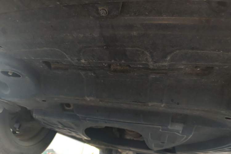 Used CHANGAN UNI-K 2023 2.0T Two-Wheel Drive YueShang Trim Chassis Front