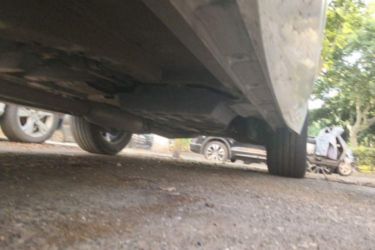 Used CHANGAN UNI-K 2023 2.0T Two-Wheel Drive Enjoyment Version Chassis Front Left