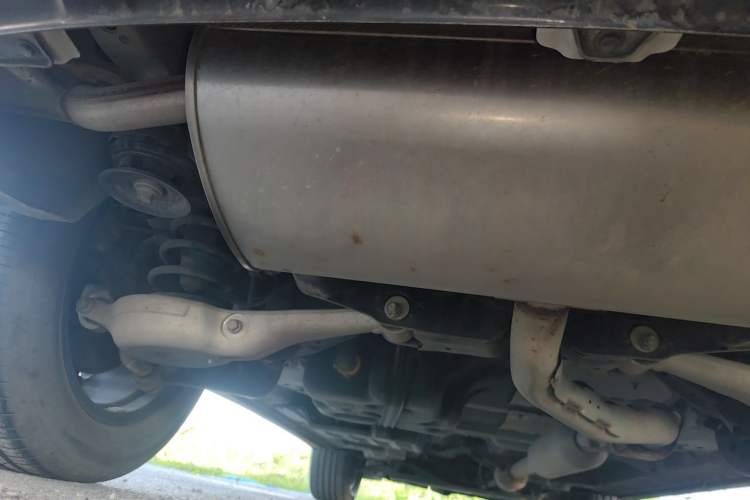 Used CHANGAN UNI-K 2023 2.0T Two-Wheel Drive YueShang Trim Chassis Rear