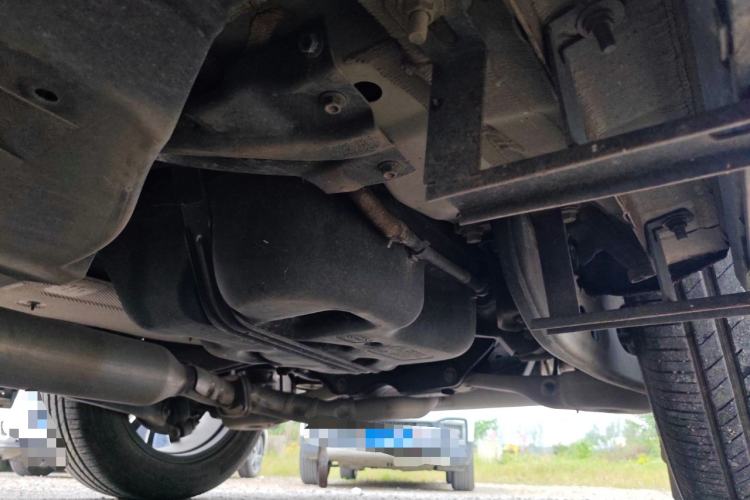 Used CHANGAN UNI-K 2023 2.0T Two-Wheel Drive YueShang Trim Chassis Rear Left