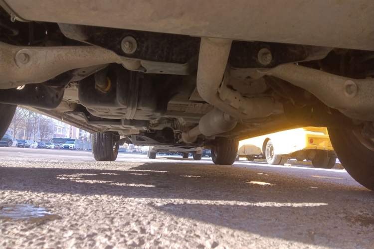 Used CHANGAN UNI-K 2023 2.0T Two-Wheel Drive YueShang Trim Chassis Rear