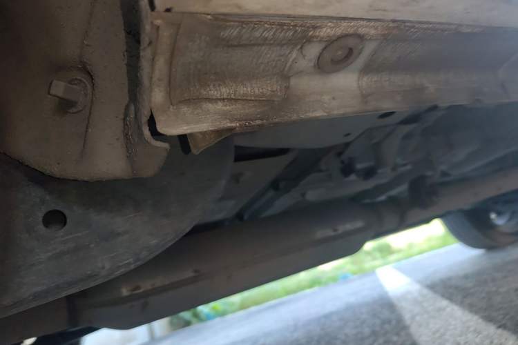 Used CHANGAN UNI-K 2023 2.0T Two-Wheel Drive YueShang Trim Chassis Rear Right