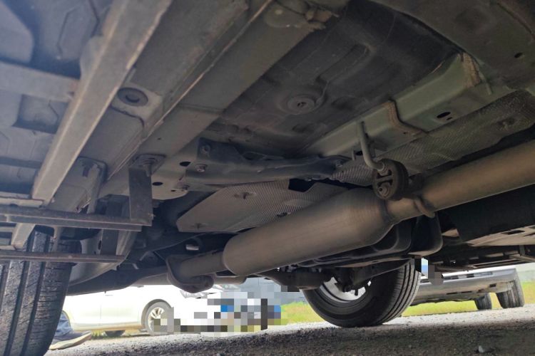 Used CHANGAN UNI-K 2023 2.0T Two-Wheel Drive YueShang Trim Chassis Rear Right