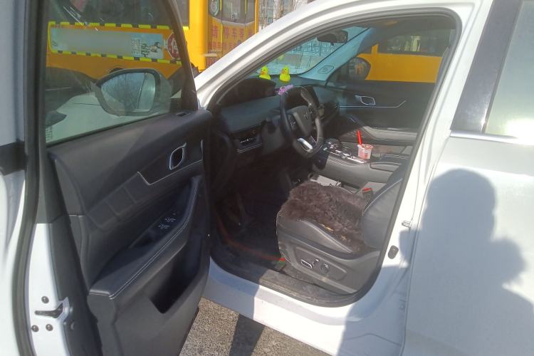 Used CHANGAN UNI-K 2023 2.0T Two-Wheel Drive YueShang Trim Driver Seat