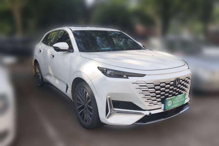 Used CHANGAN UNI-K 2023 2.0T Two-Wheel Drive Enjoyment Version Exterior 2