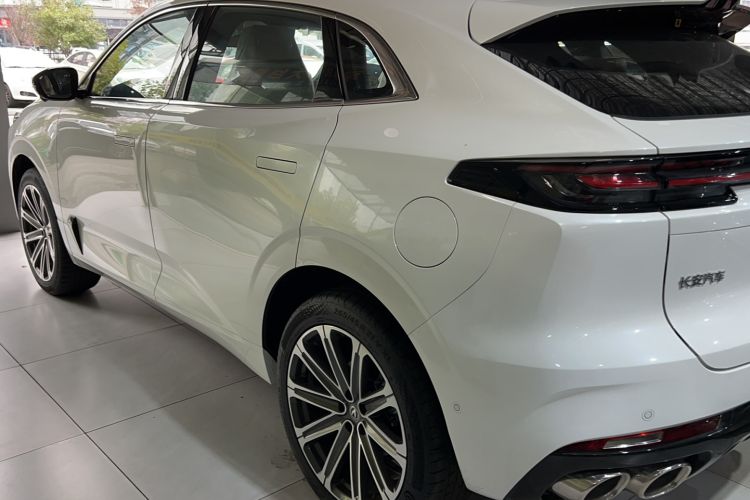 Used CHANGAN UNI-K 2023 2.0T Two-Wheel Drive Yue Ling Trim Exterior 5