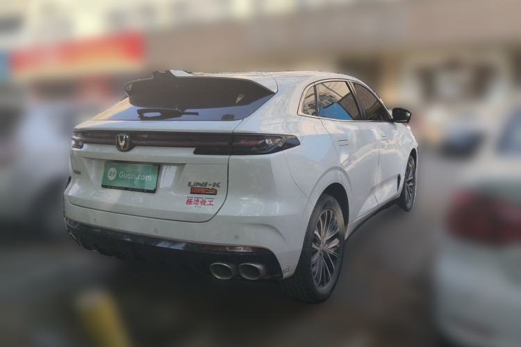 Used CHANGAN UNI-K 2023 2.0T Two-Wheel Drive Enjoyment Version Exterior 5