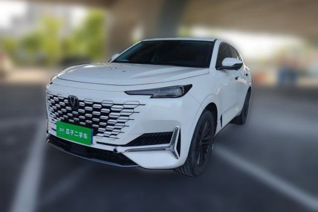 Used CHANGAN UNI-K 2023 2.0T Two-Wheel Drive YueShang Trim