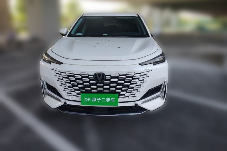 Used CHANGAN UNI-K 2023 2.0T Two-Wheel Drive YueShang Trim Front