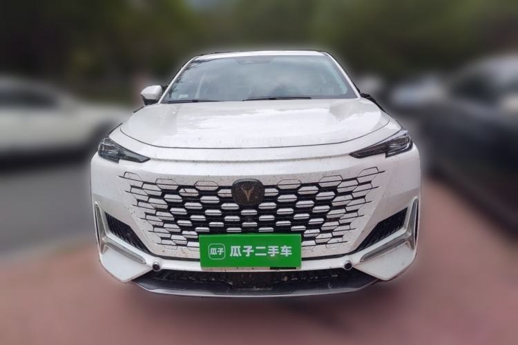 Used CHANGAN UNI-K 2023 2.0T All-Wheel-Drive Enjoyment Version Front