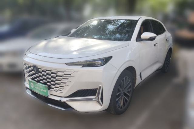 Used CHANGAN UNI-K 2023 2.0T Two-Wheel Drive Enjoyment Version