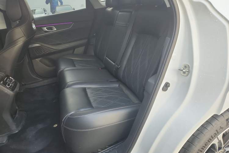 Used CHANGAN UNI-K 2023 2.0T Two-Wheel Drive Yue Ling Trim Interior 1