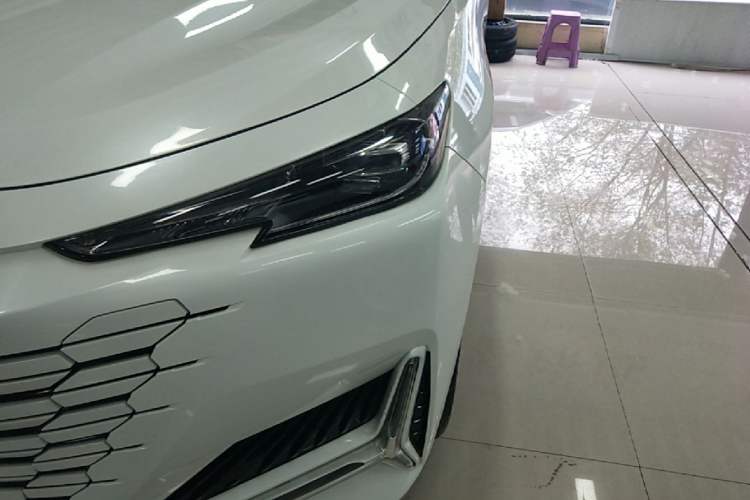 Used CHANGAN UNI-K 2023 2.0T Two-Wheel Drive YueShang Trim Left Front Headlight