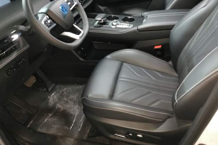 Used CHANGAN UNI-K 2023 2.0T All-Wheel-Drive Enjoyment Version Left Front Seat