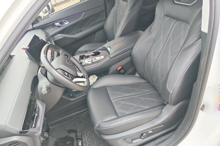 Used CHANGAN UNI-K 2023 2.0T Two-Wheel Drive Yue Ling Trim Left Front Seat