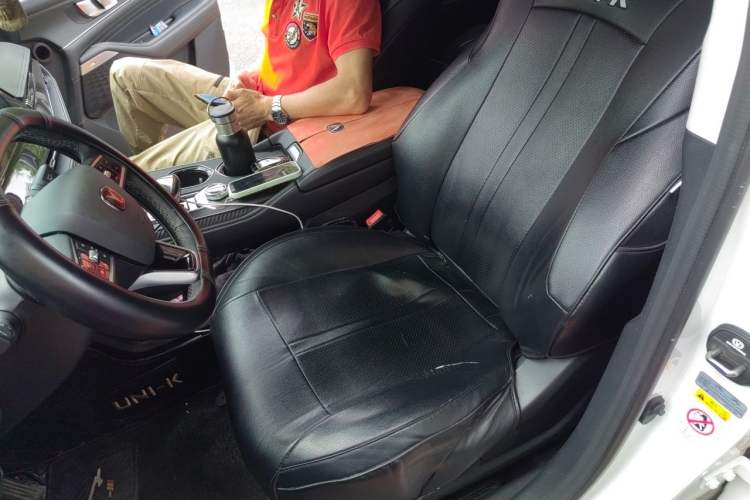 Used CHANGAN UNI-K 2023 2.0T All-Wheel-Drive Enjoyment Version Left Front Seat