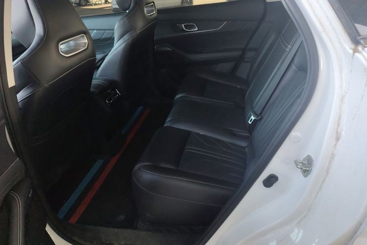 Used CHANGAN UNI-K 2023 2.0T Two-Wheel Drive YueShang Trim Left Rear Seat