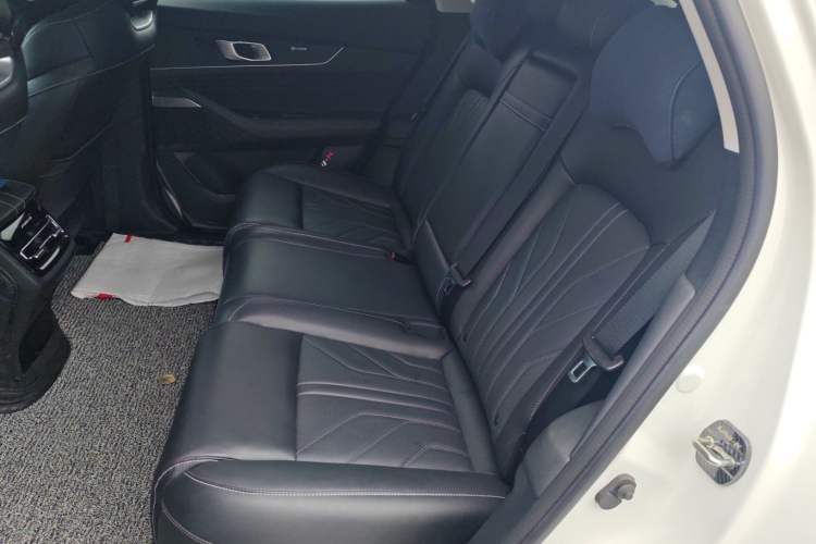 Used CHANGAN UNI-K 2023 2.0T Two-Wheel Drive YueShang Trim Left Rear Seat