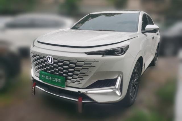 Used CHANGAN UNI-K 2023 2.0T Two-Wheel Drive Enjoyment Version