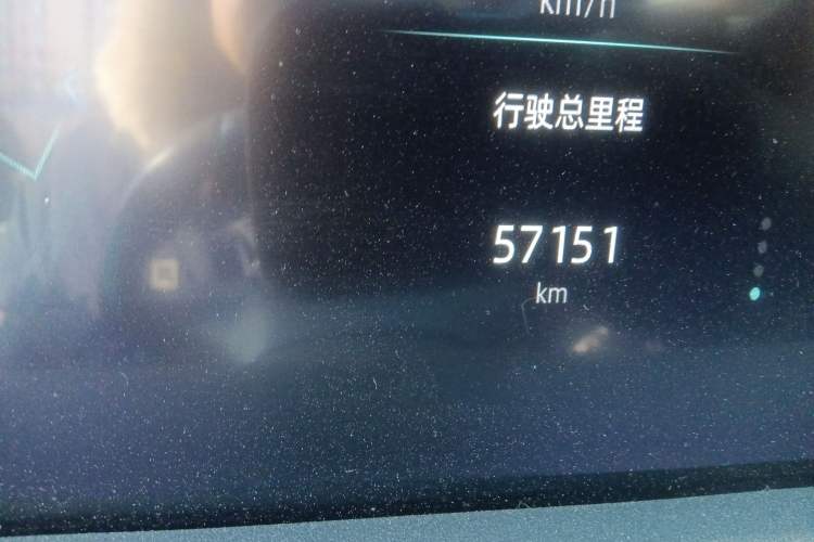 Used CHANGAN UNI-K 2023 2.0T Two-Wheel Drive YueShang Trim Odometer Close Up