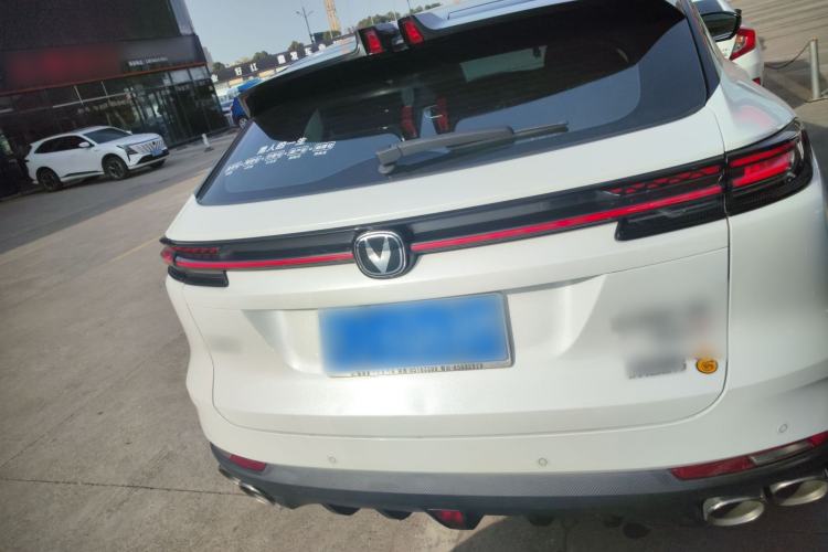 Used CHANGAN UNI-K 2023 2.0T Two-Wheel Drive Yue Ling Trim Rear
